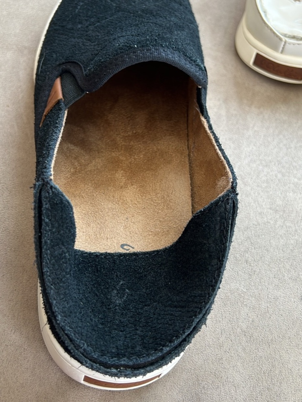 Lot of 2-Size 8.5 Olu Kai Loafers - Picture 11 of 11